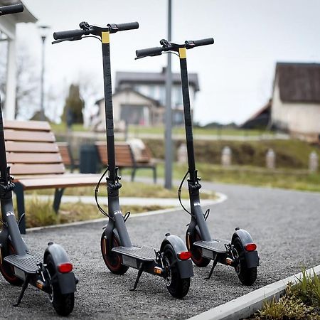 Samana Motell Tytuvenai Exteriör bild
