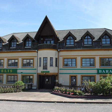 Samana Motell Tytuvenai Exteriör bild